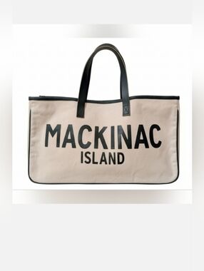Mackinac Island Tote by Santa Barbara Design Studio. - EUC!